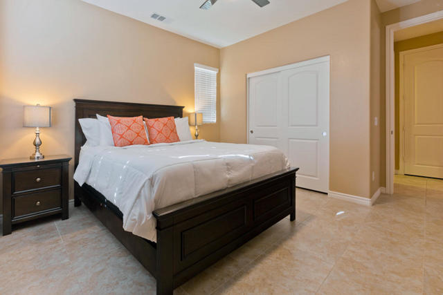 462 Via De La Paz, Palm Desert CA: https://media.crmls.org/mediaz/d33645d1-bbbc-4e05-a77c-062a1f3e3d9d.jpg