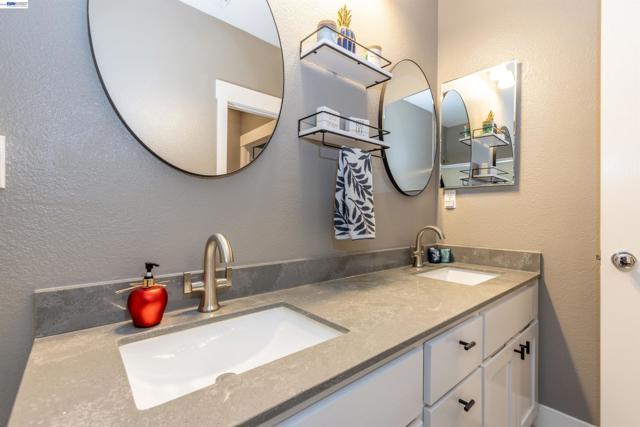 Image 22 of 46 For 228 1st St  