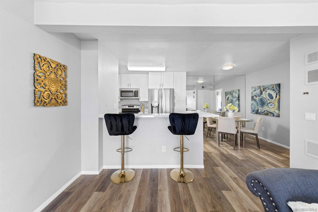 9130 Gramercy - photo 9