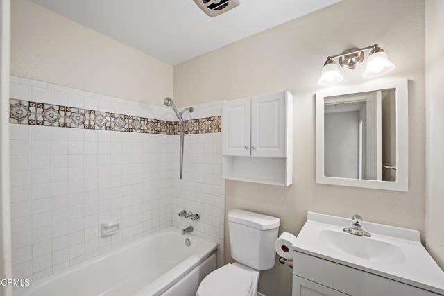 Detail Gallery Image 21 of 25 For 1660 Sevilla St, Camarillo,  CA 93010 - 3 Beds | 2 Baths