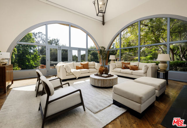 4490 Via Alegre, Santa Barbara CA: https://media.crmls.org/mediaz/d338b308-73f5-4316-874e-b0315bf4cd13.jpg