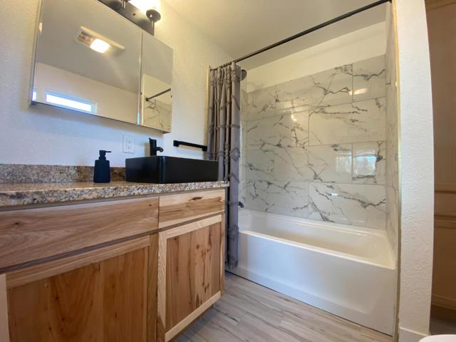 999 E 16th Street, Chico CA: https://media.crmls.org/mediaz/d338e607-854d-4fc6-bca4-4fd0256824ca.jpg