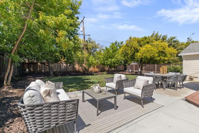 581 Pamlar Avenue, San Jose CA: https://media.crmls.org/mediaz/d338f7a8-211a-4c16-af24-2401dc107630.jpg