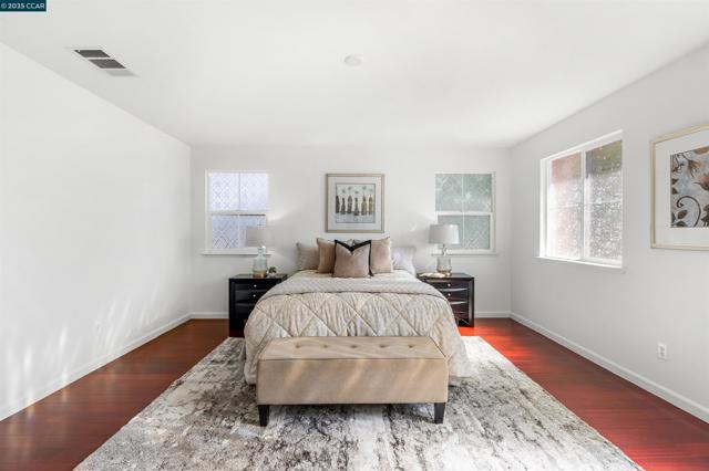 110 Mars Ct, Pittsburg CA: https://media.crmls.org/mediaz/d3399bf0-a5d2-4a39-9554-e0e7c92716b1.jpg