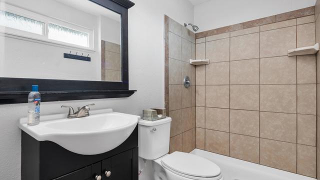 Image 21 of 34 For 68123 Calle Las Tiendas