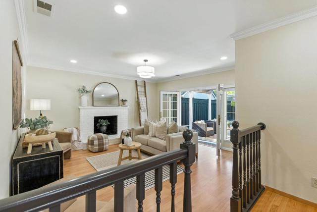 2188 Yorkshire Way, Mountain View CA: https://media.crmls.org/mediaz/d33acd6d-6079-4caf-bd15-bda4b4787dc7.jpg