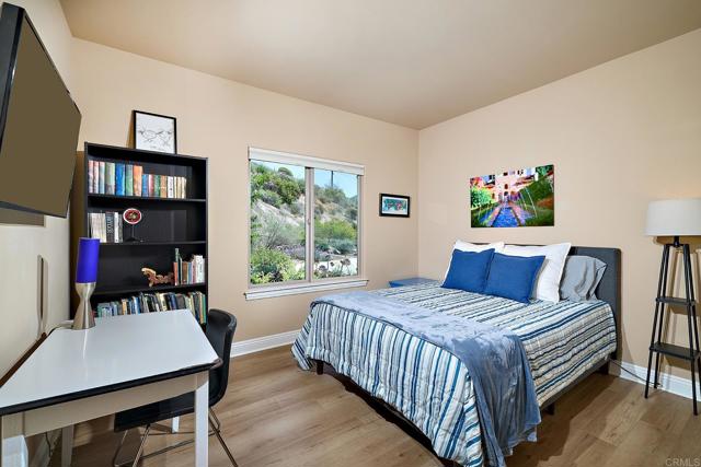 2021 Willow Glen Road, Fallbrook CA: https://media.crmls.org/mediaz/d33b07df-c31b-4cf8-9a5b-46e6b8f3014d.jpg