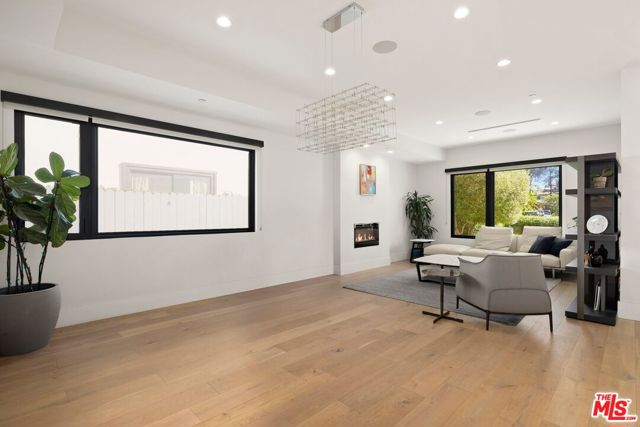 2012 Veteran Avenue, Los Angeles CA: https://media.crmls.org/mediaz/d33b2fba-27b9-430f-b491-1db662730164.jpg
