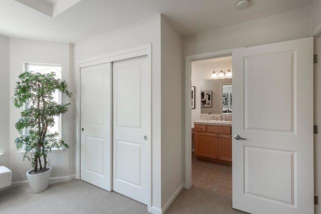 185 Hamwood Terrace, Mountain View CA: https://media.crmls.org/mediaz/d33b319c-dcff-4a5d-bacf-a9f5c3aac01b.jpg