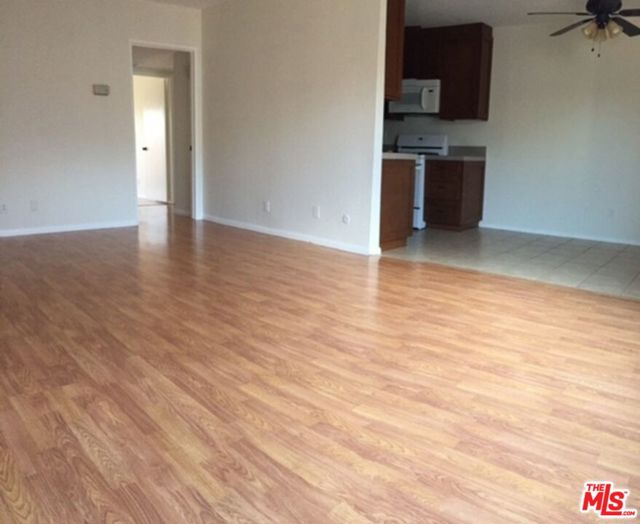 5252 Coldwater Canyon Avenue, 207 photo 8
