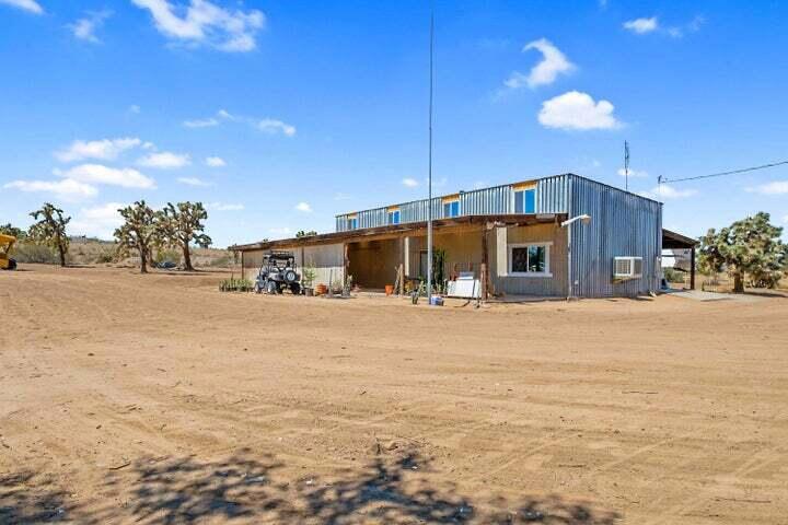 56798 Skyline Ranch Road, Yucca Valley, CA 92284