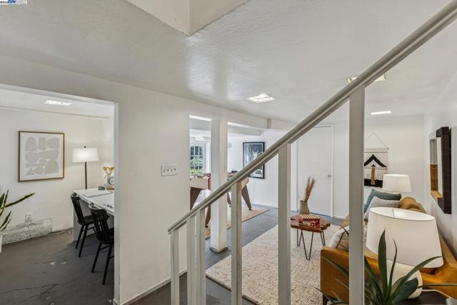 5811 Romany, Oakland CA: https://media.crmls.org/mediaz/d33cba6c-8a12-414f-98bb-8ab4c77569db.jpg