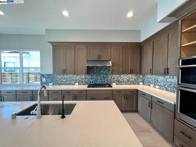 Image 4 of 38 For 3137 Delta Coves Drive