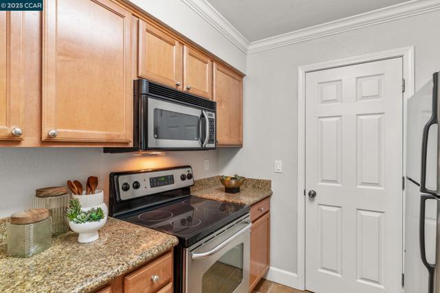 132 Eastridge Dr, San Ramon CA: https://media.crmls.org/mediaz/d33ebe33-05a3-41db-bd07-e0017b4a5d70.jpg