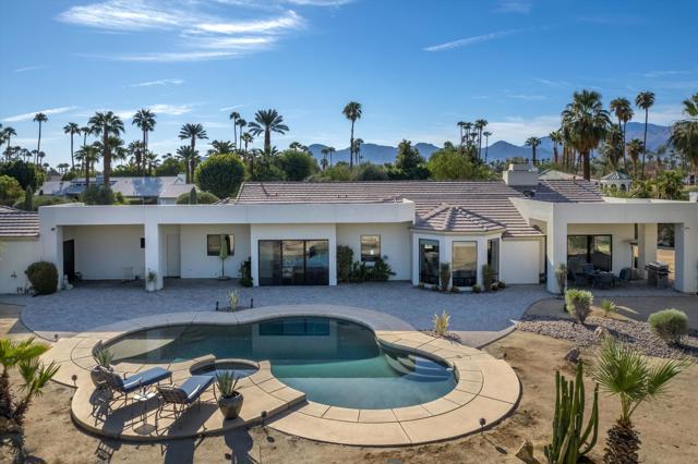 10 Clancy Lane S, Rancho Mirage, CA 92270