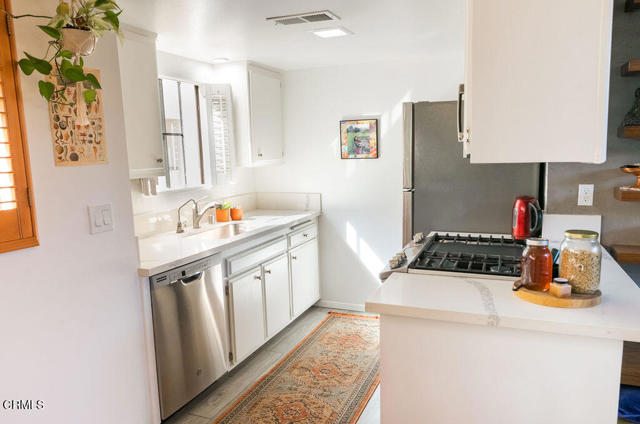 Detail Gallery Image 10 of 34 For 170 N Sierra Bonita Ave #5,  Pasadena,  CA 91106 - 1 Beds | 1 Baths