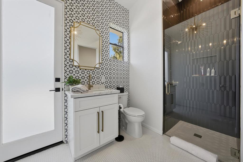 MLS #219138323DA image #27