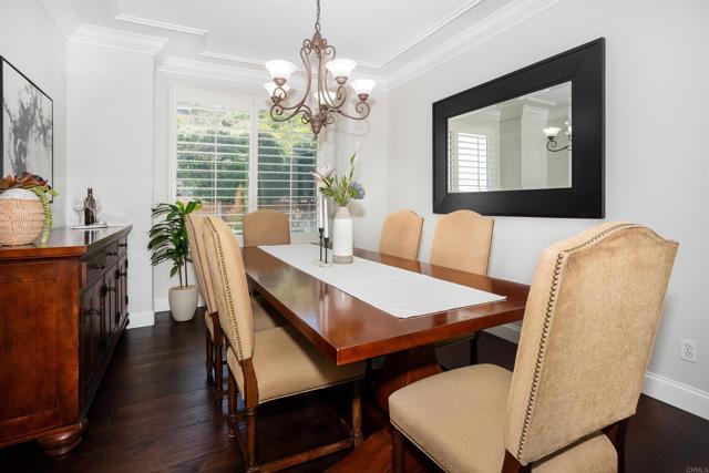 7866 Calle Oliva, Carlsbad CA: https://media.crmls.org/mediaz/d34095cb-a025-4407-af1d-e0f1286c957a.jpg