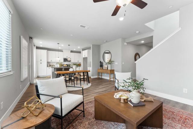 8243 Blue Coral Avenue, Elk Grove CA: https://media.crmls.org/mediaz/d3417075-2c49-4cb2-b9be-6f0bc2de6fa0.jpg