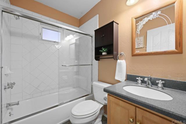 Detail Gallery Image 10 of 16 For 4625 68th St, La Mesa,  CA 91942 - 3 Beds | 2 Baths