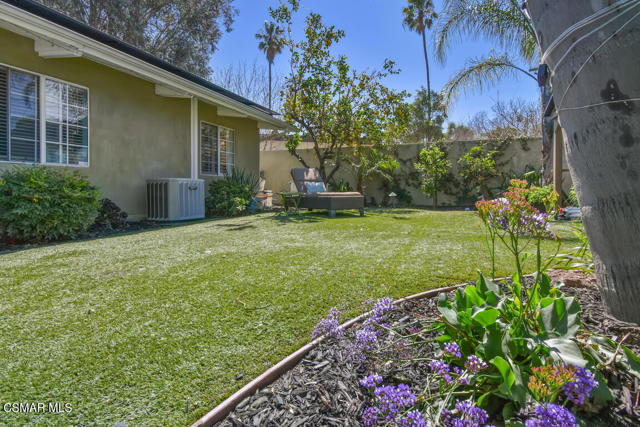 7761 Balcom Avenue, Reseda CA: https://media.crmls.org/mediaz/d3429b0c-3e9d-4cc5-8d00-fff9adc173df.jpg