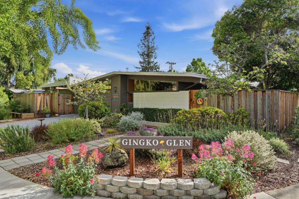 1905 Adele Place