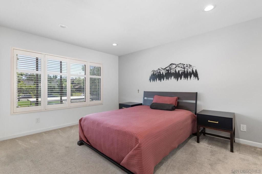 MLS #250036850SD image #11