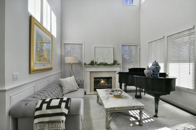 580 Laurel Street, Menlo Park CA: https://media.crmls.org/mediaz/d3434ef7-a17c-4d24-ae7d-f871441cc003.jpg
