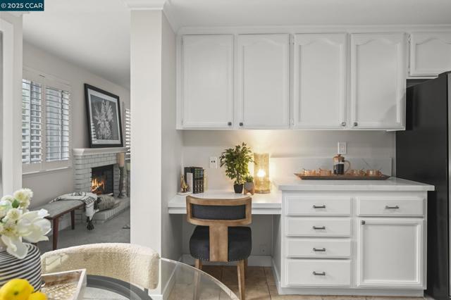 316 Mercury Way, Pleasant Hill CA: https://media.crmls.org/mediaz/d3445987-5479-42de-9973-deacd309d0b4.jpg