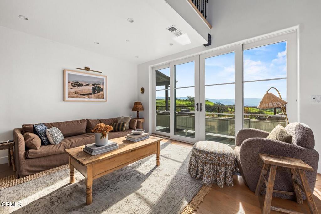 MLS #V1-33911 image #39