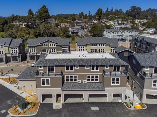 116 Aptos Village Way, Aptos CA: https://media.crmls.org/mediaz/d3459a39-86f3-4285-9042-faab26a22345.jpg
