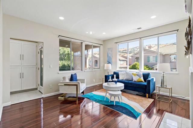 3581 Jasmine Circle, San Jose CA: https://media.crmls.org/mediaz/d348186d-0cb9-4765-b5ec-7a8a2612a61d.jpg