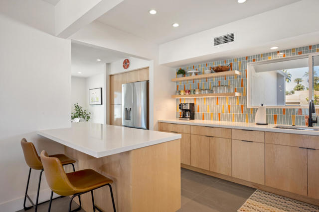 Image 15 of 58 For 75475 Desert Park Drive