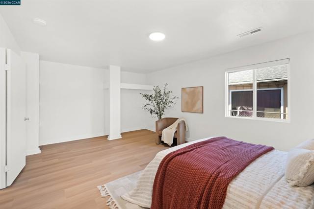 Image 36 of 58 For 456 4th St  