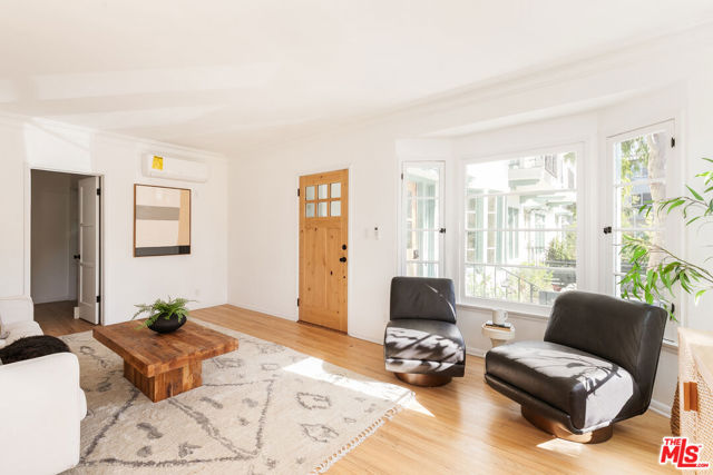 519 Rose Avenue photo 4