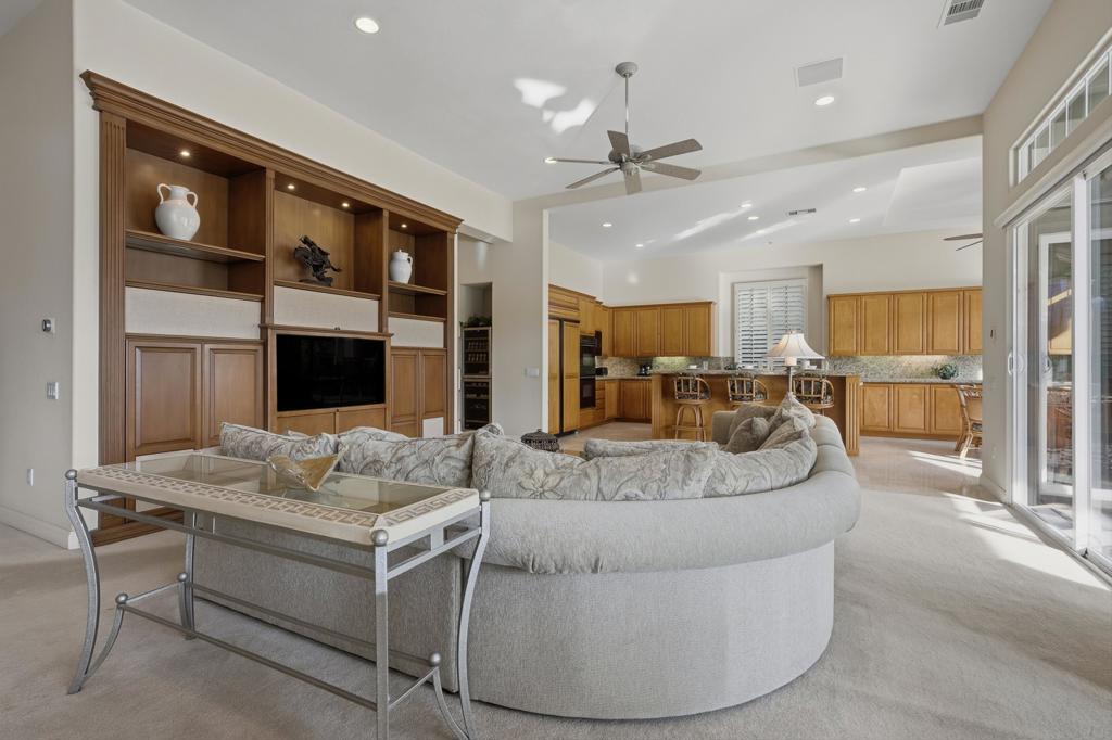 MLS #219139081DA image #16