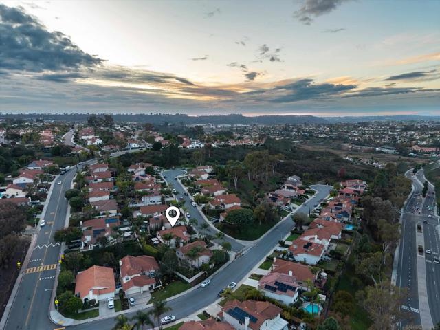 1981 Avenida Joaquin, Encinitas CA: https://media.crmls.org/mediaz/d34bac49-4065-43c3-a20c-2c5a74d4a2e1.jpg