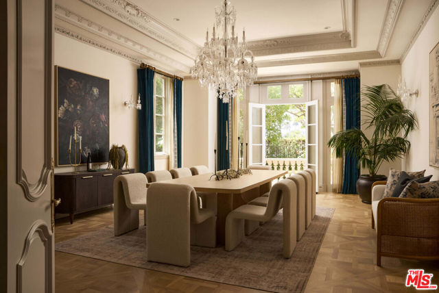 628 N Rodeo Drive, Beverly Hills CA: https://media.crmls.org/mediaz/d34c4c33-b840-4f19-a7fe-5b2a515f900a.jpg