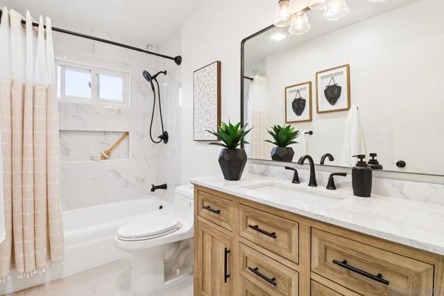 1422 Thermal Ave, San Diego CA: https://media.crmls.org/mediaz/d34d13f5-80c1-4cd8-8369-43091f90fcdc.jpg