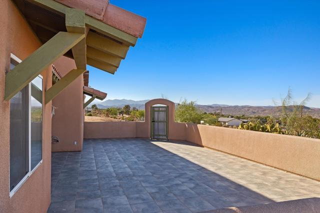 60377 Pueblo Trail, Joshua Tree CA: https://media.crmls.org/mediaz/d34d9f3e-0b6f-48f7-8143-bb70be2a6211.jpg