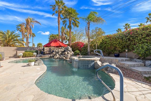 47410 Via Florence, La Quinta CA: https://media.crmls.org/mediaz/d34f172c-a565-4fcd-aa89-5781c3b33e63.jpg