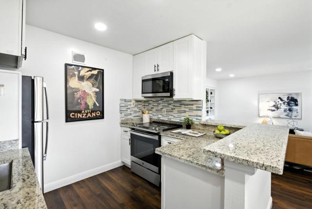 3015 Los Prados Street, San Mateo CA: https://media.crmls.org/mediaz/d34f6470-7800-4238-a0a9-d6e55ccbd8b0.jpg