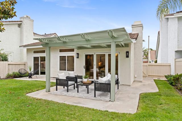 1617 Blossom Field Way, Encinitas CA: https://media.crmls.org/mediaz/d34f9391-b382-454a-8b41-6fbfdfd02067.jpg