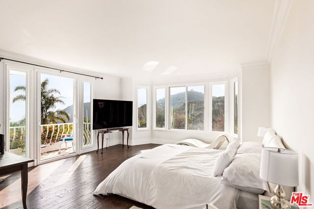 Drew Fenton | 2113 Stoney Hill Road Los Angeles CA | MLS: 7403799