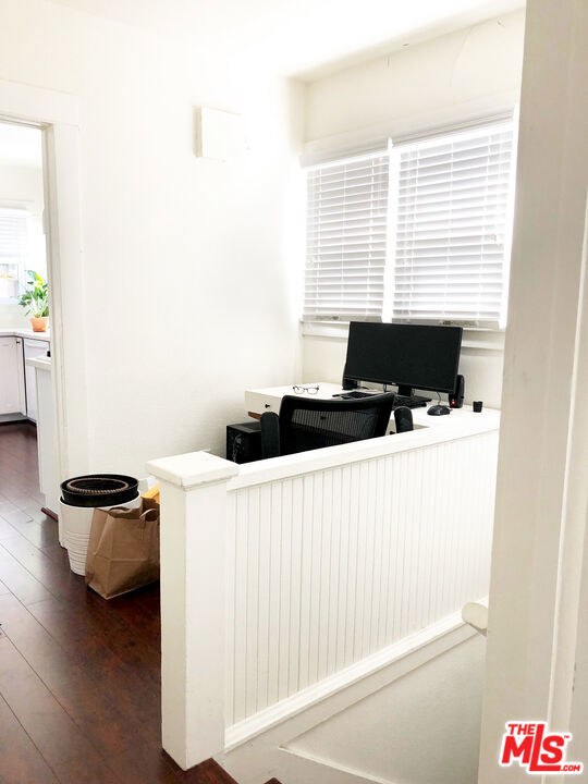 2419 3Rd Avenue, Los Angeles CA: https://media.crmls.org/mediaz/d351af54-e2a1-4c13-894b-db8358b2e336.jpg