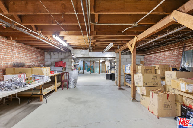  Commercial for Sale in Los Angeles, California