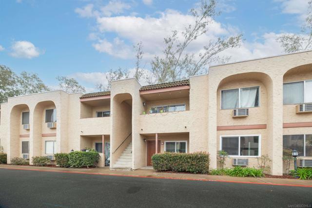 3557 Kenora Dr, Spring Valley CA: https://media.crmls.org/mediaz/d35379fc-c600-4a29-afc9-694574da337e.jpg
