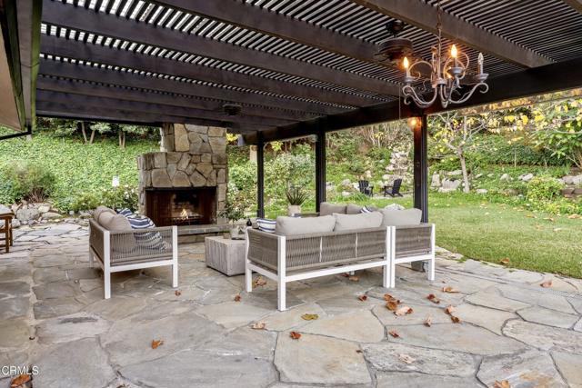 Detail Gallery Image 60 of 67 For 1345 Carnarvon Dr, Pasadena,  CA 91103 - 2 Beds | 2 Baths