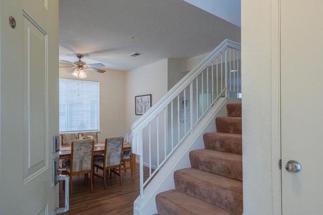 1920 Constitution Boulevard, Salinas CA: https://media.crmls.org/mediaz/d3541404-cab9-43ac-ac61-26e92d32600c.jpg