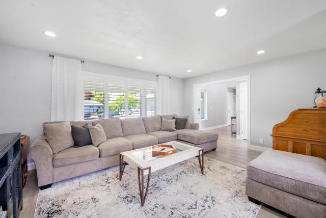 460 La Crosse Drive, Morgan Hill CA: https://media.crmls.org/mediaz/d354bd32-c39a-4d6c-81ab-238de4da64da.jpg